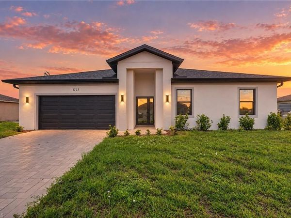 1727 NE 12th TER , CAPE CORAL, FL 33909