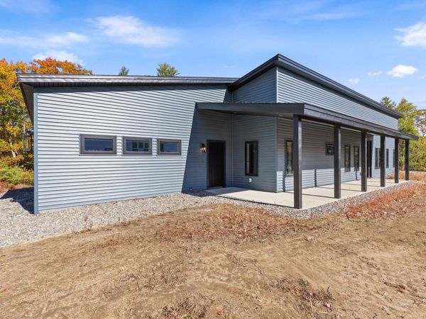 10 Ice Pond Lane, Wiscasset, ME 04578