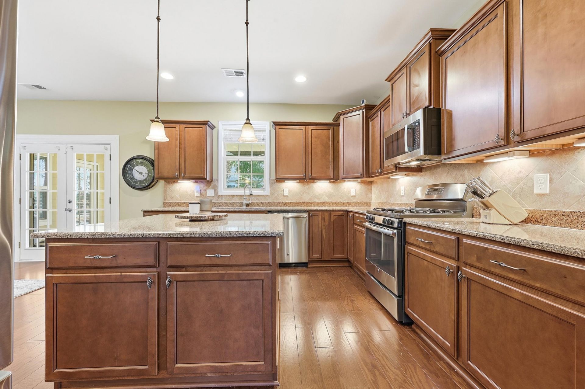 1161 Wyatt Ln.  Photo 5