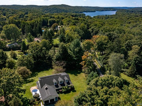 1203 Baldwin Road, Yorktown Heights, NY 10598