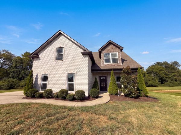 5152 Cedar Retreat Dr , Murfreesboro, TN 37129
