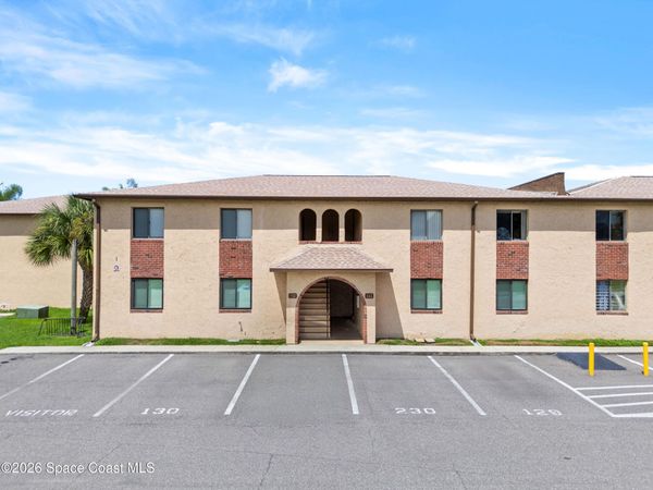 129 San Paulo Circle, Unit 1-129, West Melbourne, FL 32904
