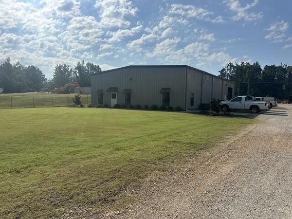 21 Cr 122, Oxford, MS 38655