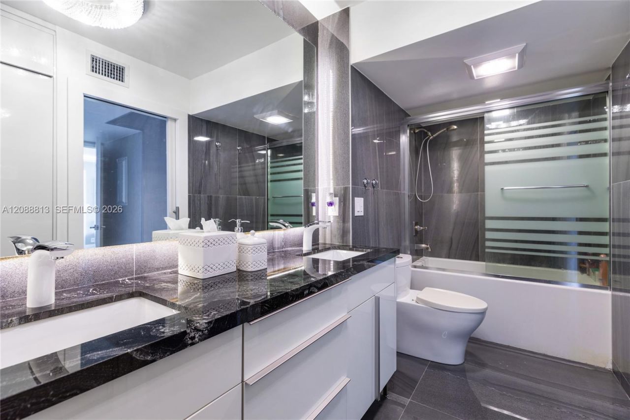 20355 NE 34th Ct , Unit 1422, Aventura, FL 33180 Photo