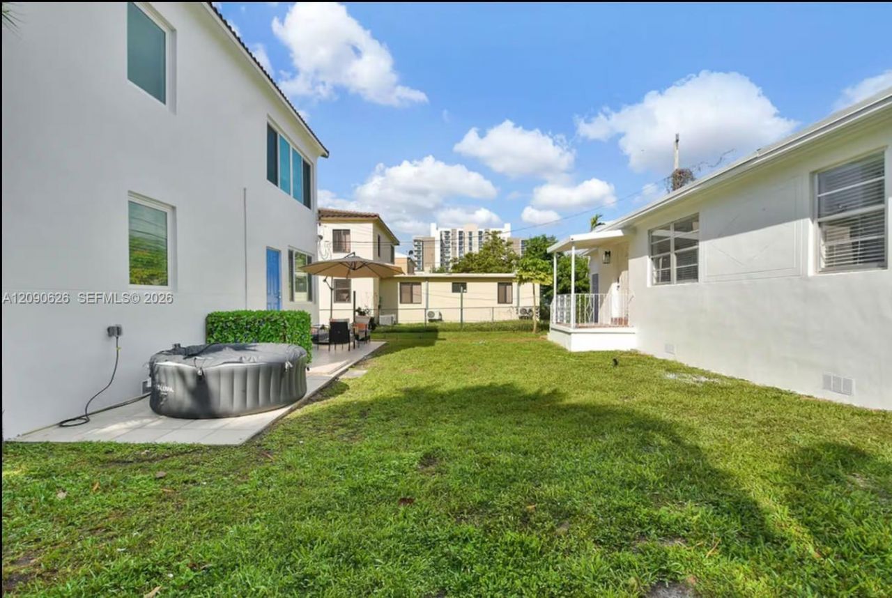 3521 SW 16th St, Miami, FL 33145 Photo