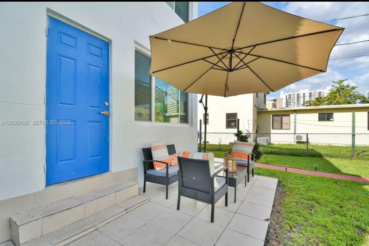 3521 SW 16th St, Miami, FL 33145 Photo