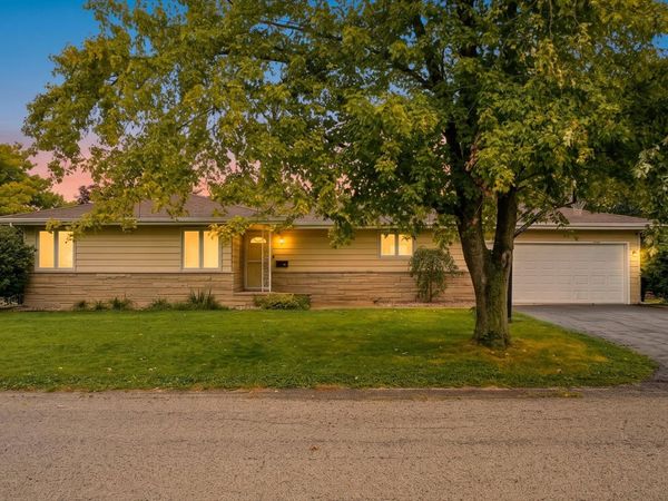 702 Wilson Avenue , Hoopeston, IL 60942