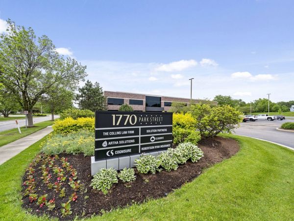 1770 Park Street , Unit 202, Naperville, IL 60563
