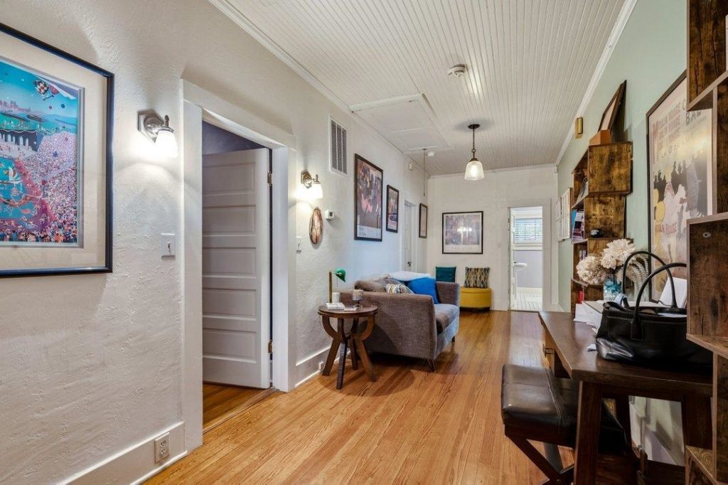 608 Main St. Photo 13