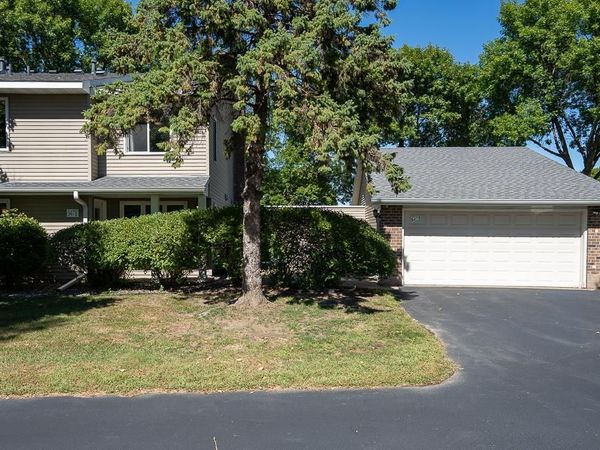 9478 Ranchview Lane N, Maple Grove, MN 55369