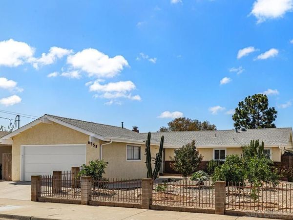 6758 Dennison Street , San Diego, CA 92122