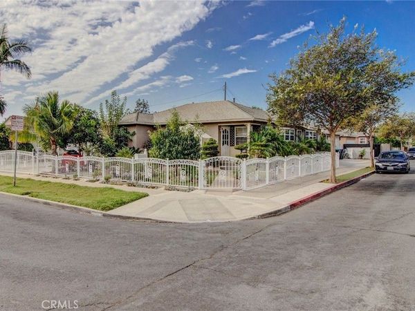 1402 S Poplar Street, Santa Ana, CA 92704