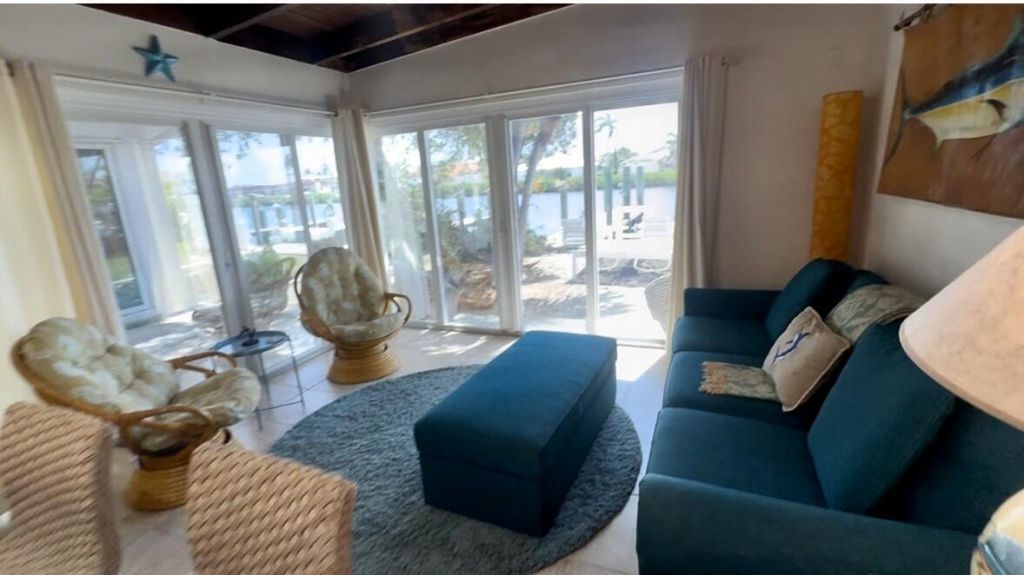 8 7th Street, Key Colony, FL 33051 Photo