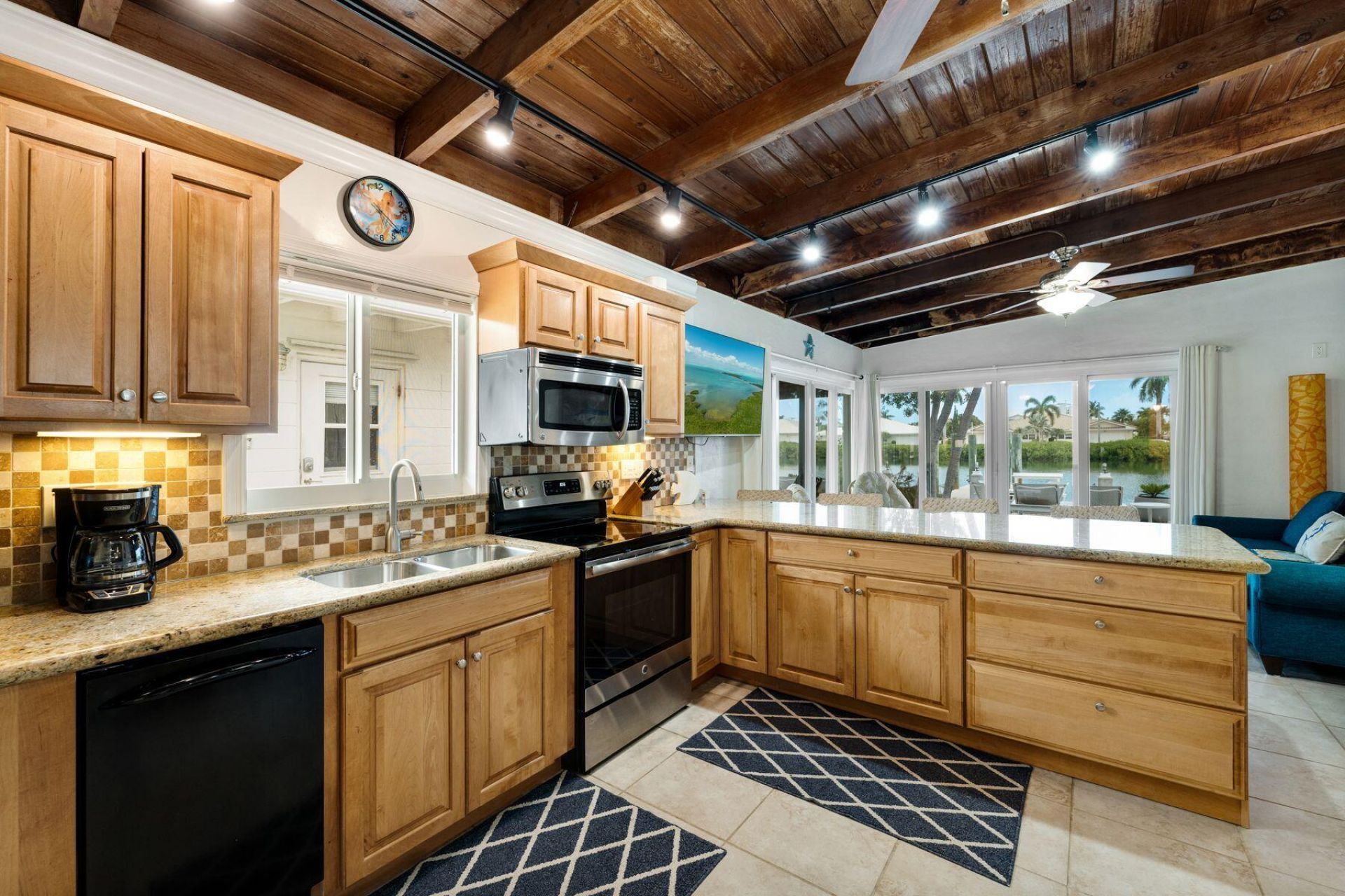 8 7th Street, Key Colony, FL 33051 Photo