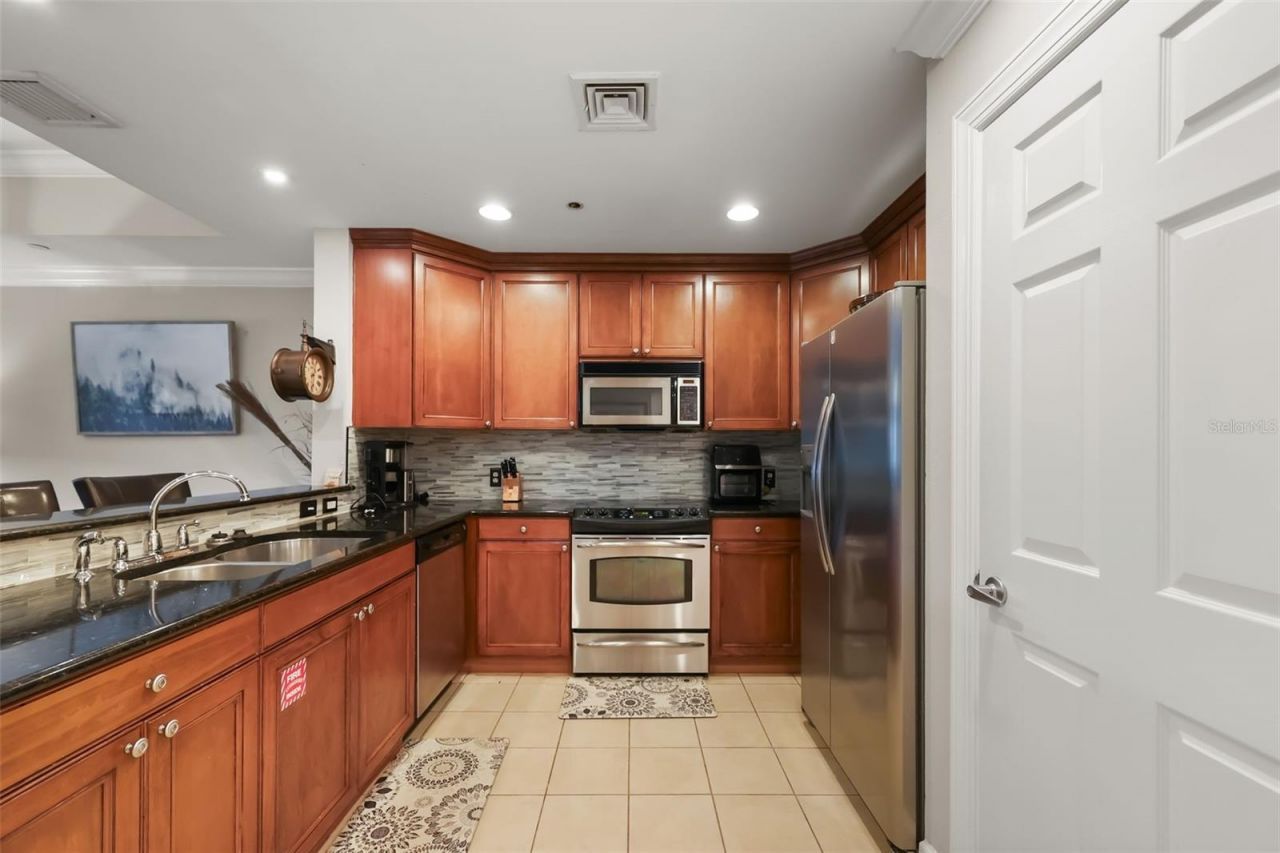 1354 Centre Court Ridge Drive, Unit 103, Reunion, FL 34747 Photo