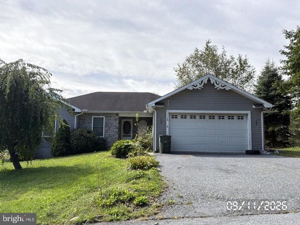 5 BRUBECK CIRCLE , MARYSVILLE, PA 17053