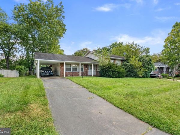 1706 N STERLING BOULEVARD, STERLING, VA 20164