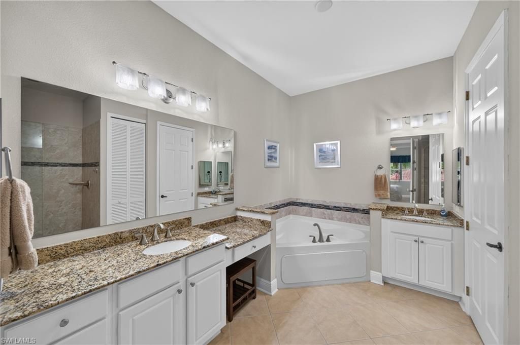 221 Shadroe Cove Cir, Unit 1303, Cape Coral, FL 33991 Photo