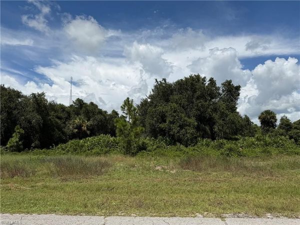 6060 Pecan CIR , LABELLE, FL 33935