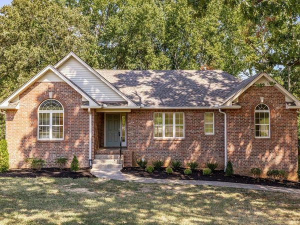 3005 Lana Ln , Greenbrier, TN 37073