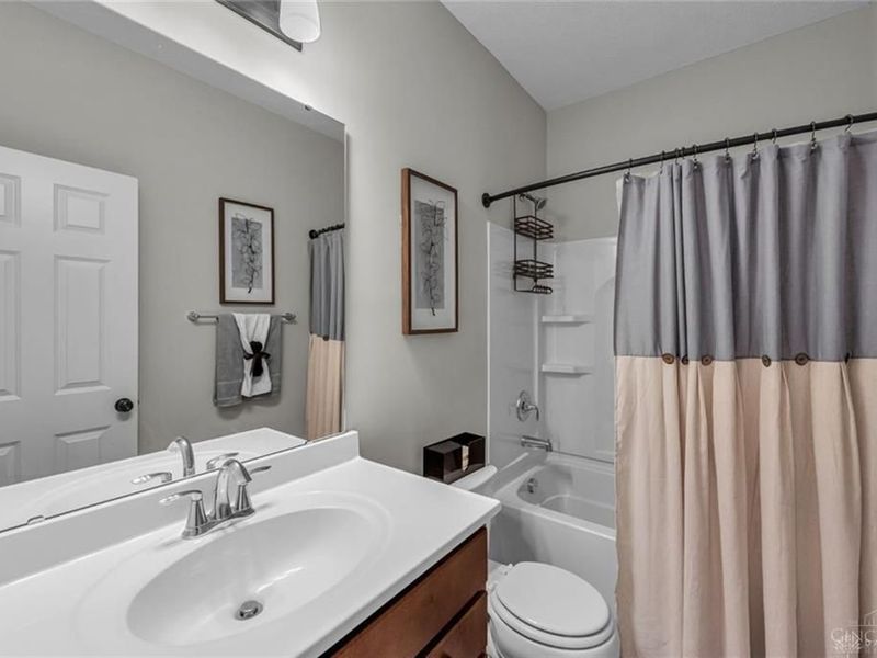 12013 Westland Court, Cincinnati, OH 45251 Photo 8