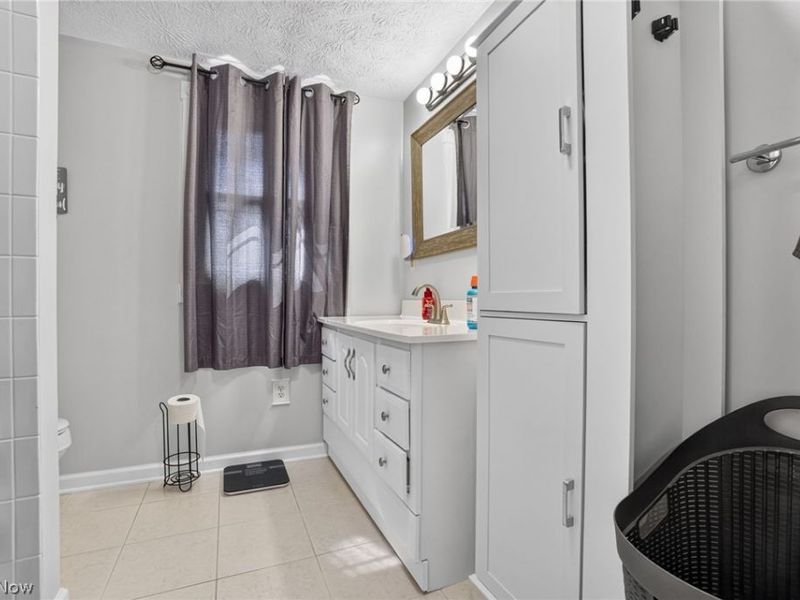 15414 Lakeshore Drive, Burton, OH 44021 Photo 19