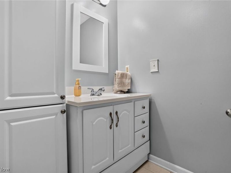 15414 Lakeshore Drive, Burton, OH 44021 Photo 24