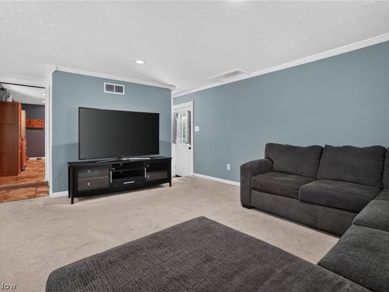 15414 Lakeshore Drive, Burton, OH 44021 Photo 29