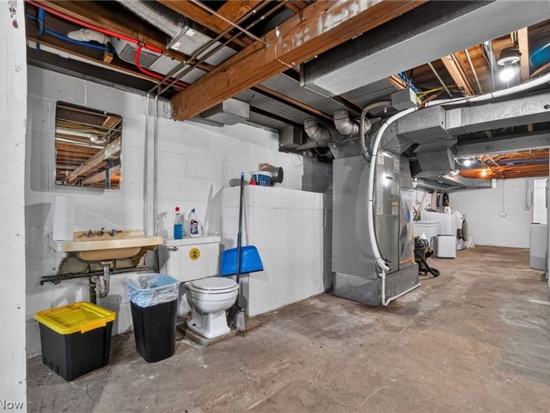 15414 Lakeshore Drive, Burton, OH 44021 Photo 35