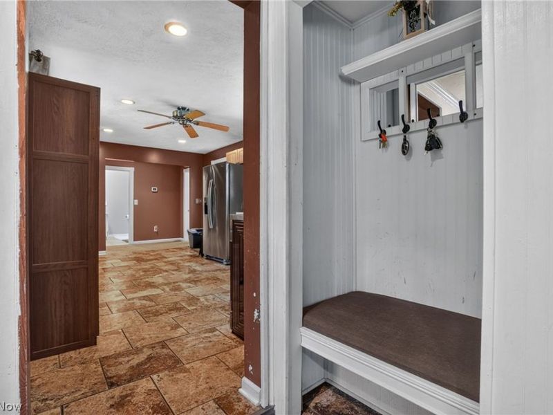 15414 Lakeshore Drive, Burton, OH 44021 Photo 7