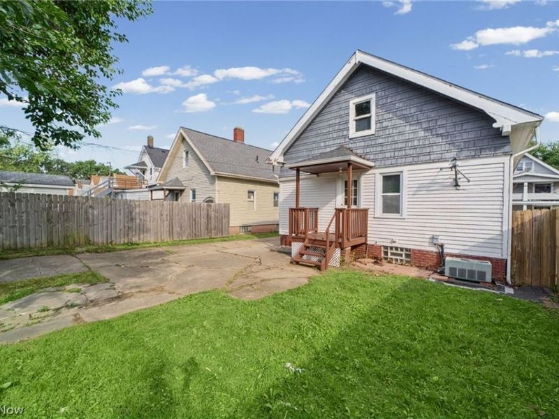 2819 Saratoga Avenue, Old Brooklyn, OH 44109 Photo 3