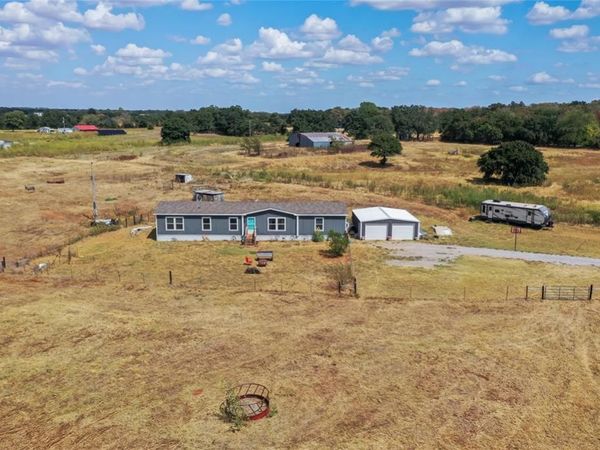 10655 192nd Street, Lindsay, OK 73052