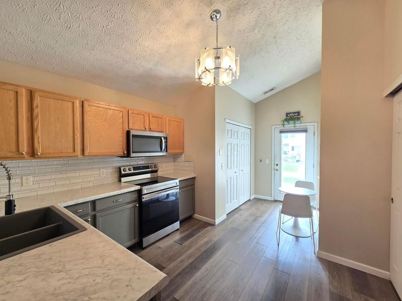 2253 Kilchurn Drive, Marion, OH 43302 Photo 14