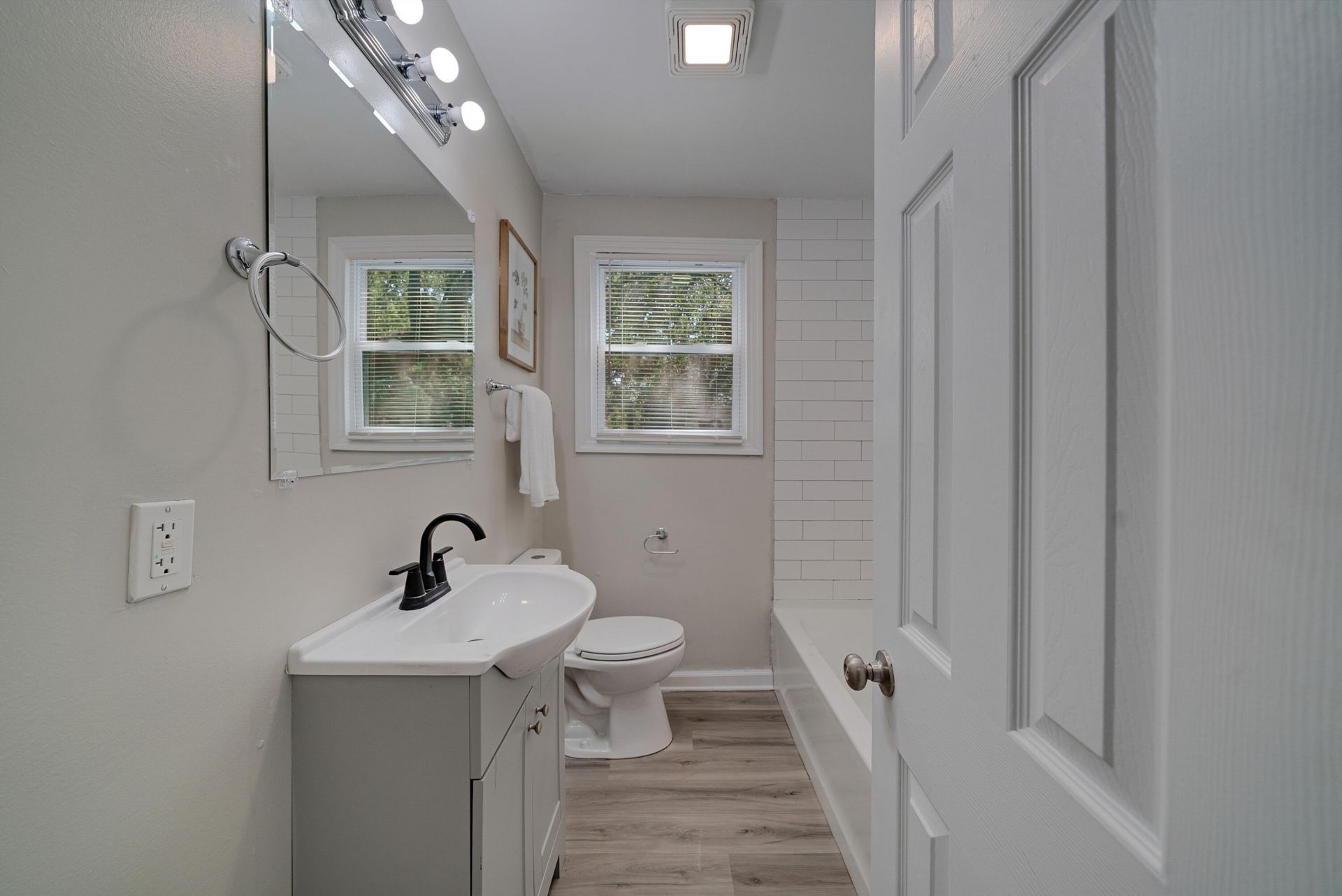 2707 Saratoga Road Photo 10