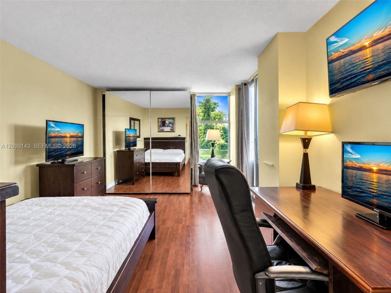 20379 W Country Club Dr, Unit 332, Aventura, FL 33180 Photo