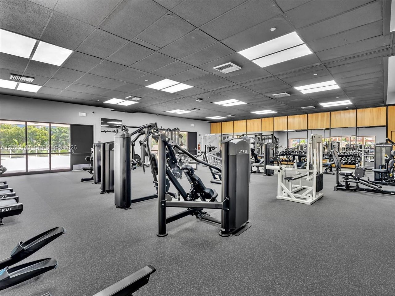 20379 W Country Club Dr, Unit 332, Aventura, FL 33180 Photo