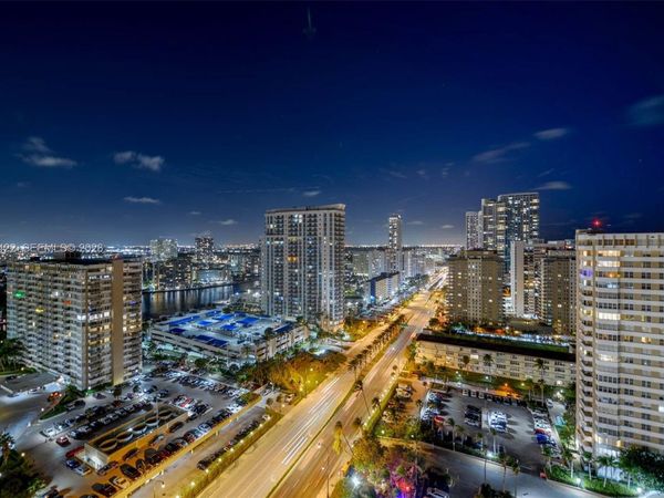 1980 S Ocean Dr , Unit 11M, Hallandale Beach, FL 33009