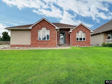 2425 E 16 Street, Fremont, NE 68025