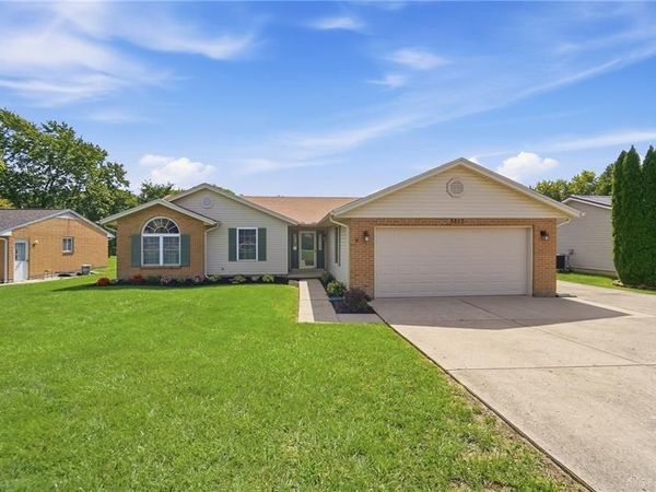 3877 N Lakeshore Drive, Jamestown Vlg, OH 45335