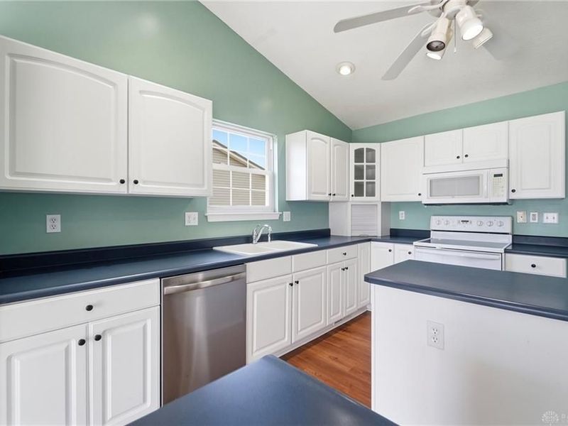 3877 N Lakeshore Drive, Jamestown, OH 45335 Photo 17