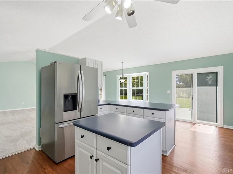 3877 N Lakeshore Drive, Jamestown, OH 45335 Photo 18