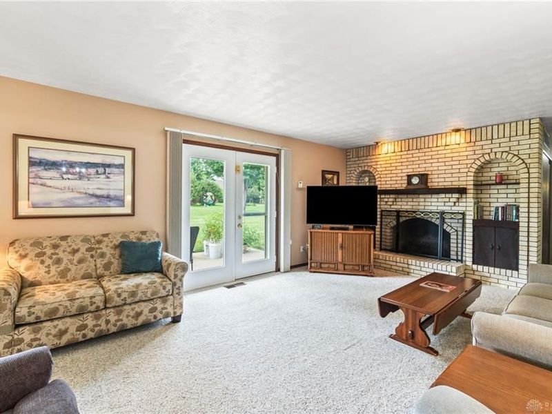 845 Burnside Drive, Tipp City, OH 45371 Photo 15