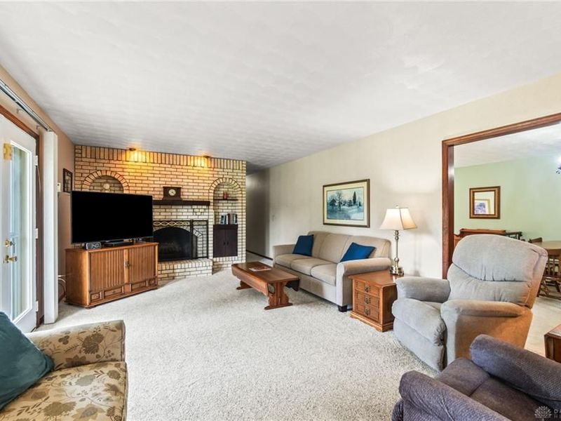 845 Burnside Drive, Tipp City, OH 45371 Photo 16