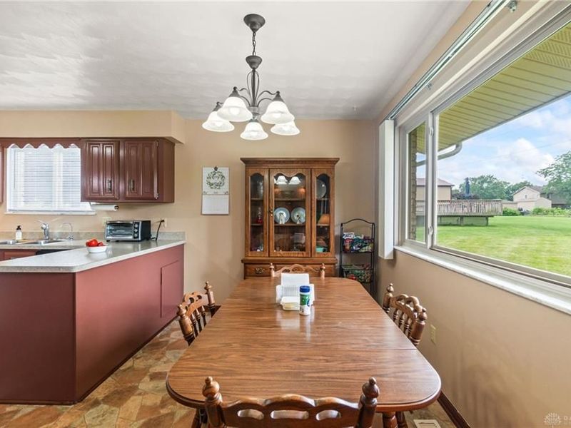 845 Burnside Drive, Tipp City, OH 45371 Photo 19