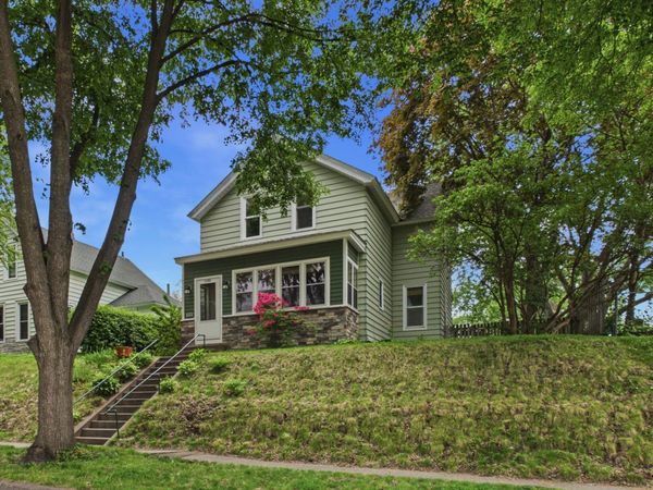 1152 Ross Avenue, Saint Paul, MN 55106