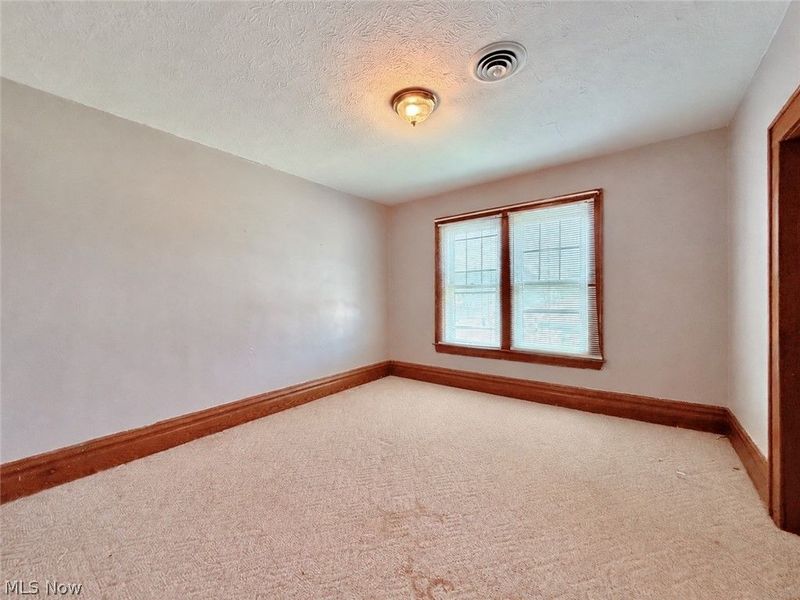 715 Pomeroy Pike, Belpre, OH 45714 Photo 21