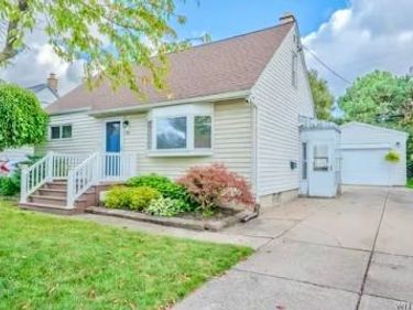 193 E Melcourt Drive , Buffalo, NY 14225