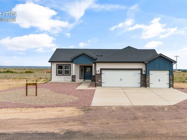 280 S Meriweather Drive, Pueblo West, CO 81007