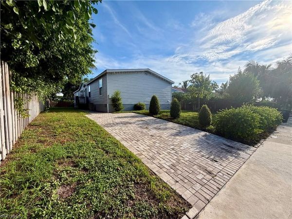 755 Ridgewood DR , WEST PALM BEACH, FL 33405