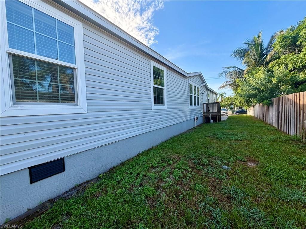 755 Ridgewood Dr , West Palm Beach, FL 33405 Photo